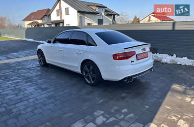 Седан Audi A4 2014 в Владимире