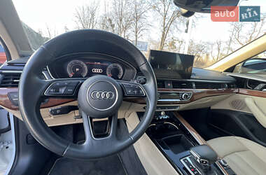 Седан Audi A4 2020 в 