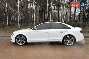 Седан Audi A4 2014 в Броварах