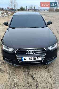 Седан Audi A4 2012 в Вишгороді