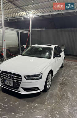 Седан Audi A4 2014 в Черкасах