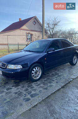 Седан Audi A4 1999 в 