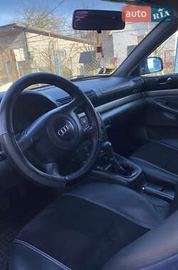 Седан Audi A4 1999 в 
