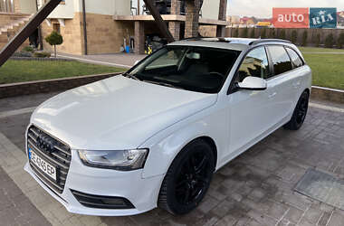 Універсал Audi A4 2012 в Чернівцях