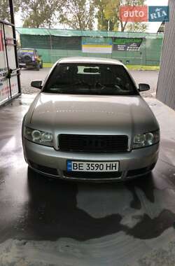 Седан Audi A4 2001 в Первомайске