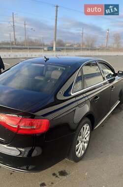 Седан Audi A4 2014 в 