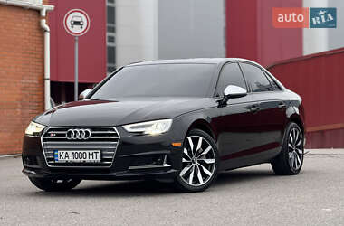 Седан Audi A4 2015 в Киеве