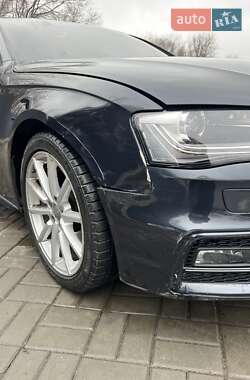 Седан Audi A4 2015 в Дніпрі