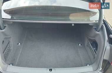 Седан Audi A4 2020 в 