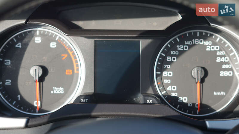 Седан Audi A4 2008 в Глыбокой