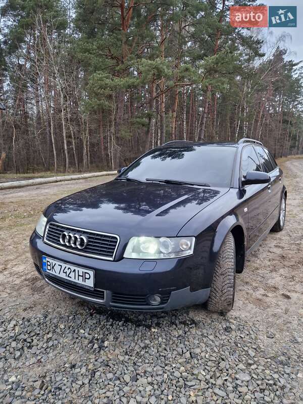 Універсал Audi A4 2001 в Володимирці