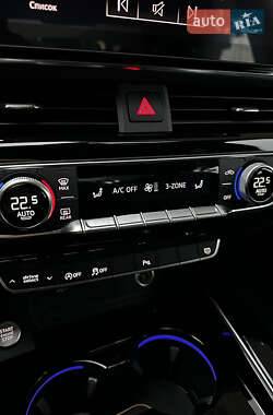 Седан Audi A4 2020 в 