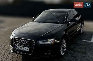 Седан Audi A4 2012 в Виннице