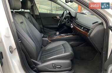 Седан Audi A4 2019 в Львове