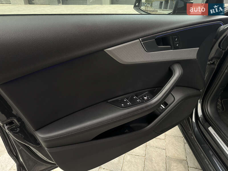 Универсал Audi A4 2019 в Ивано-Франковске