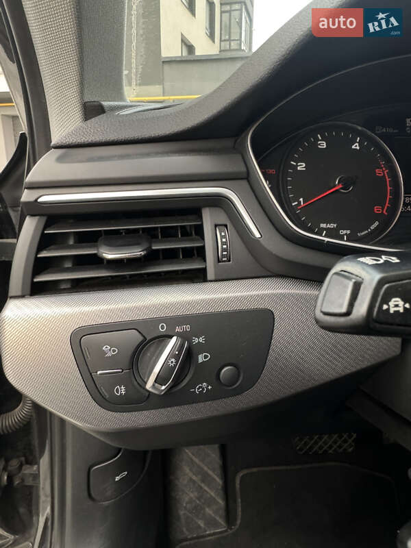 Универсал Audi A4 2019 в Ивано-Франковске