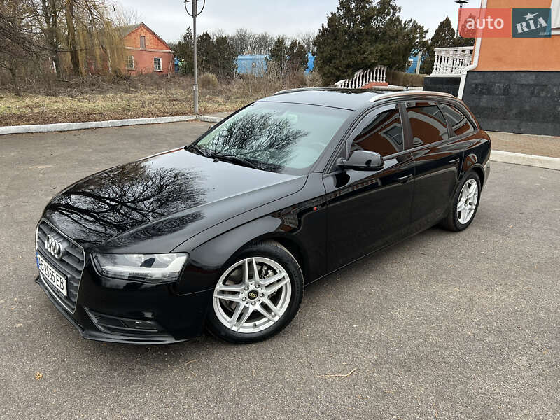 Універсал Audi A4 2012 в Хмільнику