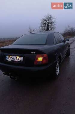 Седан Audi A4 1996 в Мурованих Курилівцях