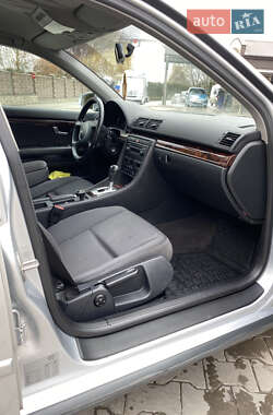 Седан Audi A4 2002 в 