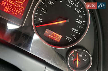 Седан Audi A4 2002 в 
