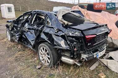 Седан Audi A4 2023 в 