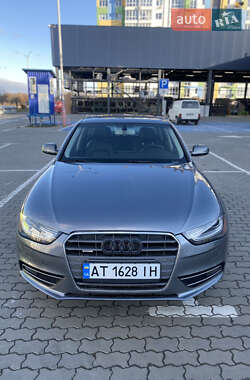 Седан Audi A4 2015 в 