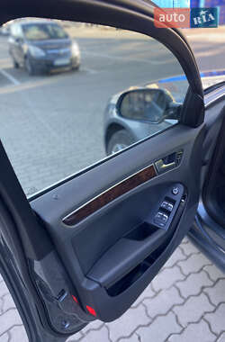Седан Audi A4 2015 в Івано-Франківську