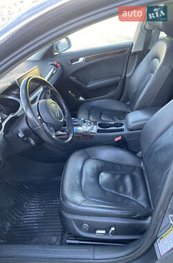 Седан Audi A4 2015 в Івано-Франківську