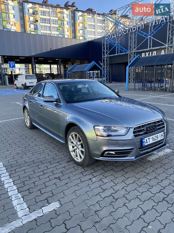 Седан Audi A4 2015 в Івано-Франківську