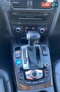 Седан Audi A4 2015 в Івано-Франківську