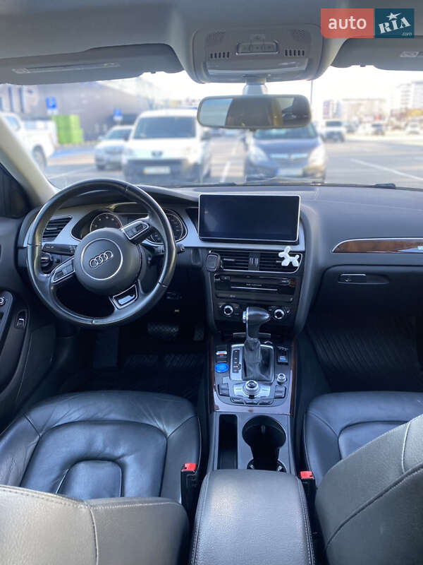 Седан Audi A4 2015 в Івано-Франківську