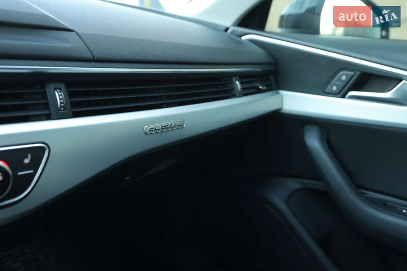 Седан Audi A4 2016 в Мукачево