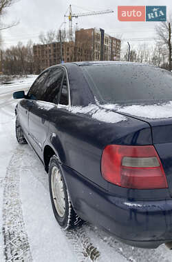 Седан Audi A4 1997 в Хмельницком