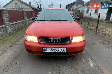 Седан Audi A4 1996 в Гоще