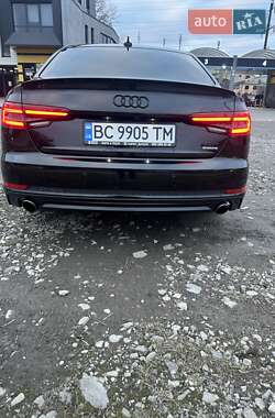 Седан Audi A4 2017 в Львові