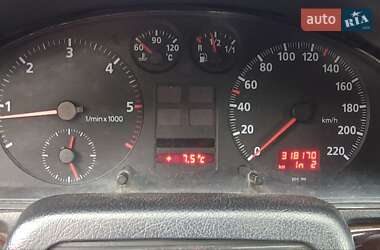 Седан Audi A4 1996 в Черкасах