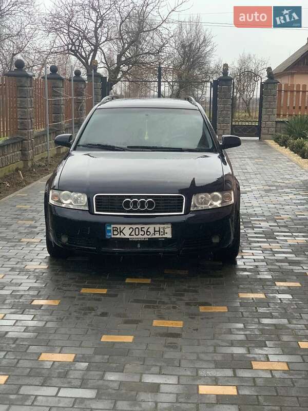 Универсал Audi A4 2002 в Луцке