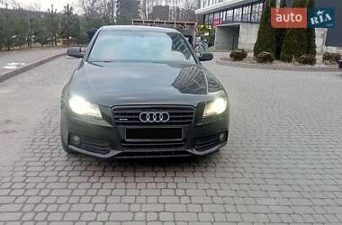 Седан Audi A4 2010 в Львове