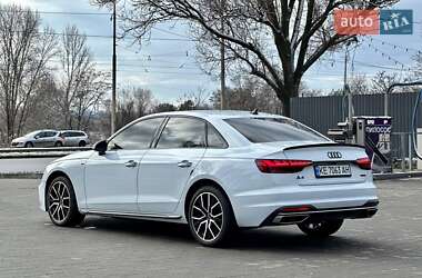 Седан Audi A4 2021 в Дніпрі