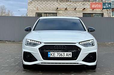 Седан Audi A4 2021 в Дніпрі