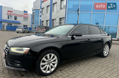 Седан Audi A4 2013 в Ковеле