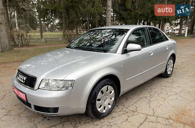 Седан Audi A4 2004 в Христиновке