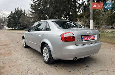 Седан Audi A4 2004 в Христиновке