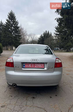 Седан Audi A4 2004 в Христиновке