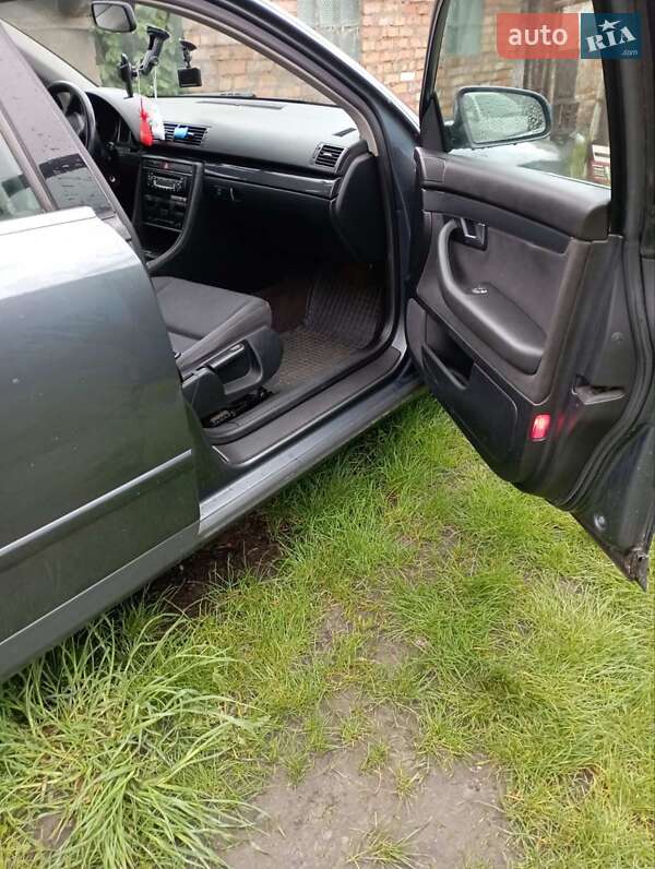 Седан Audi A4 2001 в Бердичеве