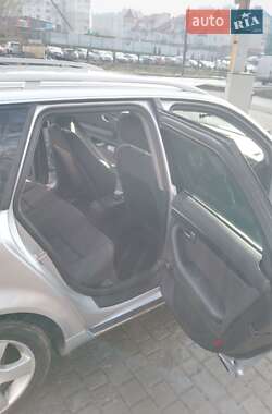 Универсал Audi A4 2004 в Борщеве