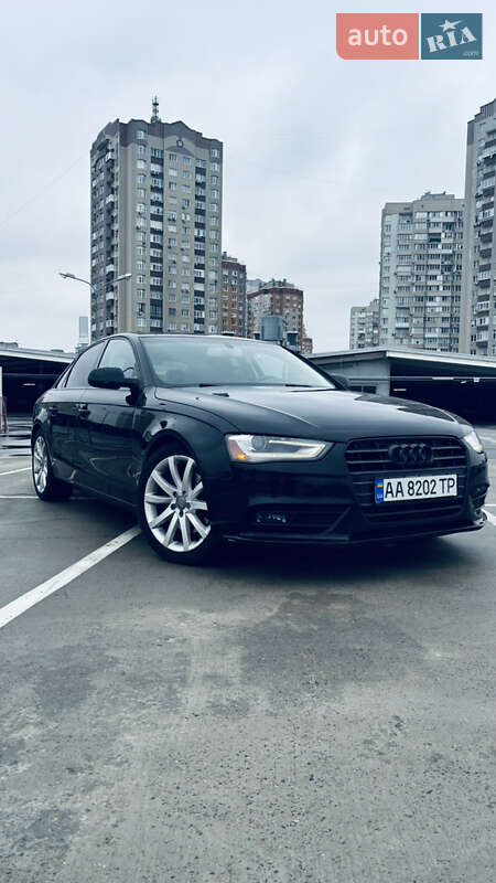 Седан Audi A4 2013 в 