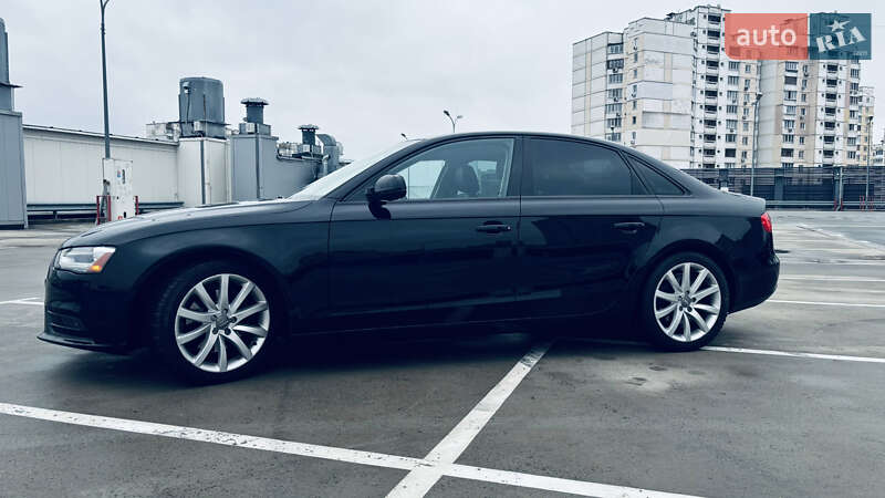 Седан Audi A4 2013 в Киеве