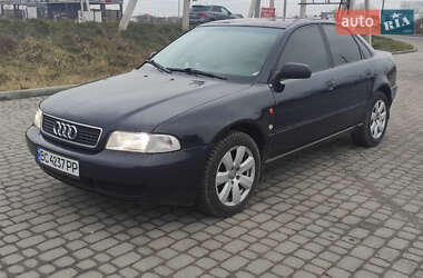 Седан Audi A4 1996 в Львові