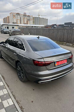 Седан Audi A4 2022 в Києві